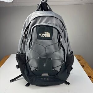 The North Face Jester Backpack Adult One Size Gray Hiking Camping Padded